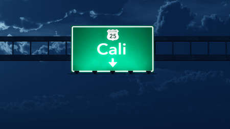 Cali Colombia Highway Road Sign at Nightの写真素材