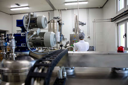 Cosmetic industry equipment and production process
