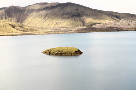 Lake in icelandの写真素材