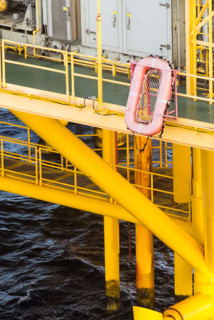 lifebuoy on oil platform use when emergency
