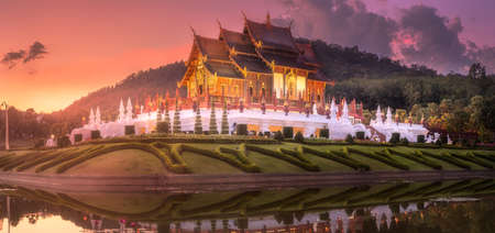 Royal Flora Ratchaphruek Park at sunset Chiang Maiの写真素材