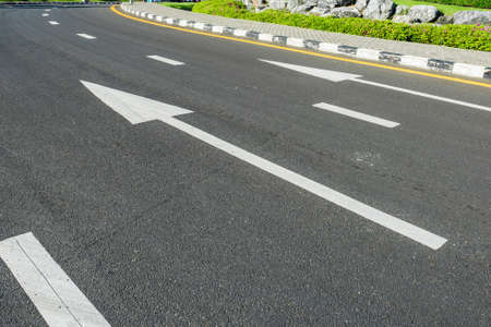 White arrow on Surface traffic