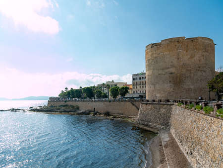 Alghero Marina and the ancient city with its walls in Sardinia, Italy.のeditorial素材