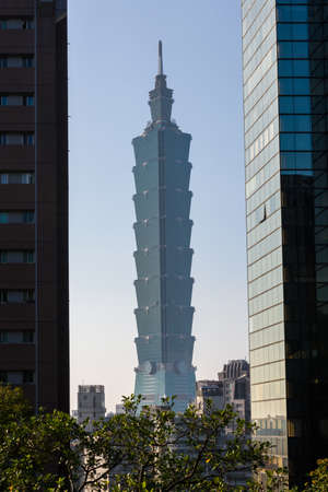 Taipei, Taiwan - April 2, 2017:Taipei 101 Skyscraper in Taipei, TAIWAN.のeditorial素材