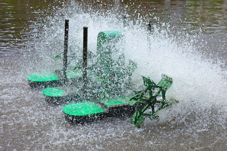 Turbine water treatment, Fill oxygen into water in lake