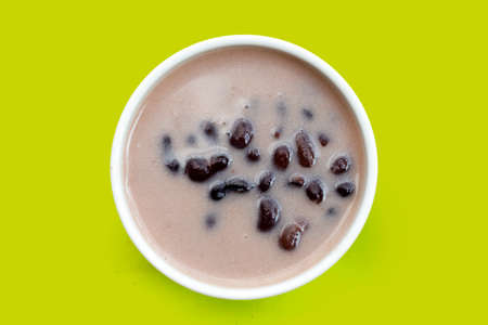 Black bean in sweet coconut milk with sticky rice
