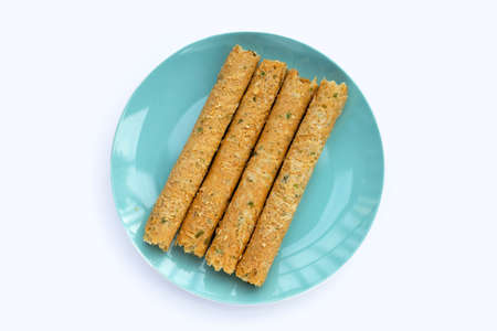 Crispy egg rolls with seaweed