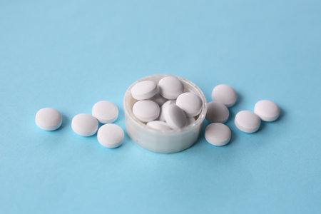 White round anti-inflammatory tabletsの写真素材