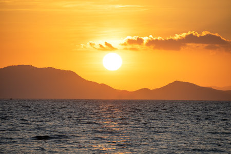 sea ââat sunset view lanscapeの写真素材