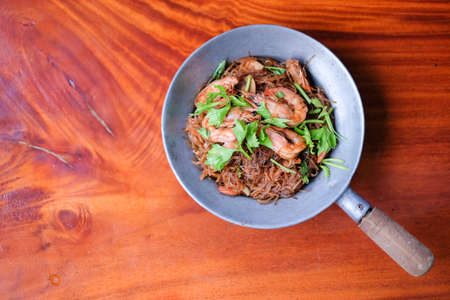 Shrimp (prawn) potted with vermicelli - homemade steamed food concept.の写真素材