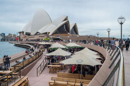 SYDNEY, AUSTRALIA - MAY 31 2015: Sydney opera house in the cloudy day, Sydney, Australia.のeditorial素材