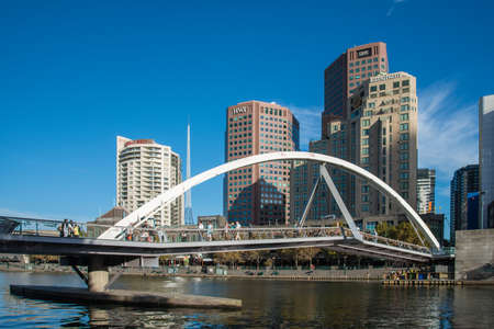 Melbourne, Australia : March-22-2015 : The Evan Walker Bridge an iconic bridge crossings Yarra river in Southbank of Melbourne, Australia.のeditorial素材