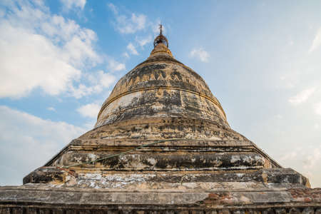 Shwesandaw pagoda the best location landmark for see the beautiful view of sunrise or sunset over the ancient pagoda in Bagan kingdom the first empire of Myanmar.のeditorial素材