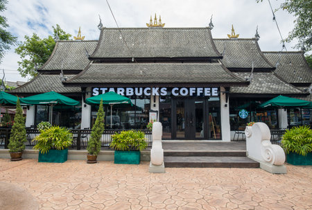 CHIANG MAI, THAILAND- July-24-2017 : Starbucks coffee shop in traditional Lanna style located in Chiang Mai the northern province of Thailand.のeditorial素材