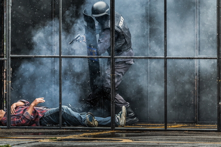 Commando Training,Special Operations Police,Police steel handcuffs,Police arrested,Professional...