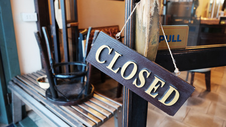 closedの写真素材