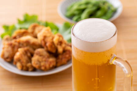 Draft beer and snacksの写真素材