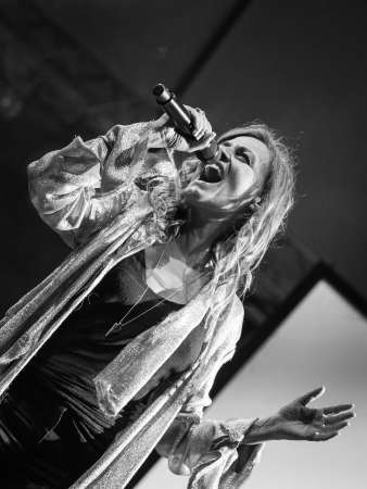 Bergamo, Italy. 23st July 2017. Italian singer Irene Grandi performs at the Rock sul Serio festival. Brambilla Simone Photography Live Newsのeditorial素材