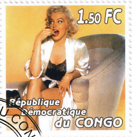 CONGO - CIRCA 2001: A stamp printed in Congo depicting an image of legendary Hollywood actress Marilyn Monroe, circa 2001のeditorial素材