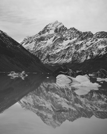 Hooker Glacier in Mount Cook, New Zealandの写真素材