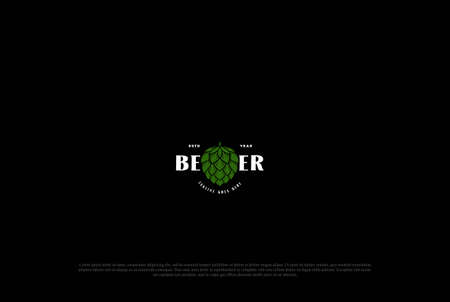 Old Simple Green Hop for Craft Beer, Brewing or Brewery Label Logo Design Vectorのイラスト素材