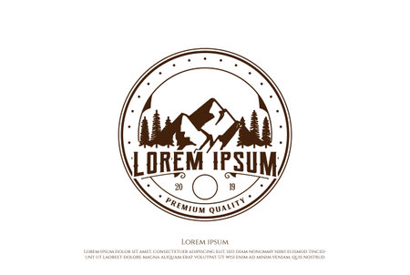 Retro Vintage Mountain Pine Forest Cedar Spruce Cypress Hemlock Larch Conifer Coniferous Evergreen Tree Forest Logo Design Vectorのイラスト素材