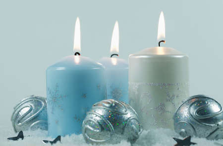 Christmas candlelight in blue toneの写真素材
