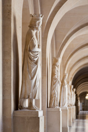 Versailles, France - August 20 2017: Statue of Pepin the Short alongside other French monarchs in the stone gallery lower south of the Palace of Versailles.のeditorial素材