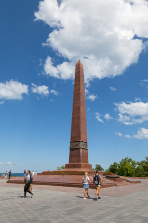 Odessa, Ukraine - July 01 2018: Monument to the Unknown Sailor at the end of the Alley of Glory in Shevchenko Park opposite the Black Sea.のeditorial素材