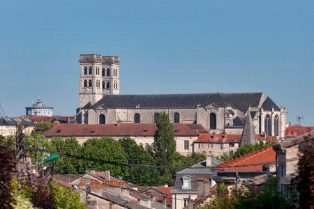 Verdun Cathedral (French: CathÃ©drale Notre-Dame de Verdun) is a Roman Catholic church located in the town of Verdun, in the Grand Est region, France.の写真素材