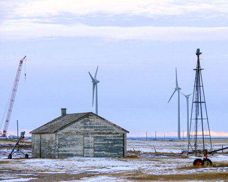 Old and new windmills
