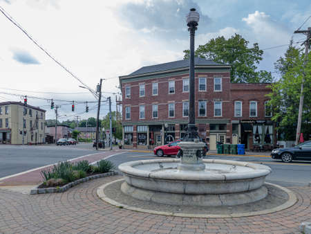 Goshen, NY - USA - May 16, 2021: view of the Harriman Fountain in center of Goshen's historic district.のeditorial素材