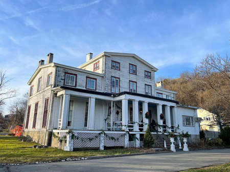 Sloatsburg, NY - USA - Dec. 5, 2021: a horizontal view of The Jacob Sloat House, originally called Harmony Hall, located on Liberty Rock Road in Sloatsburg, New York,のeditorial素材