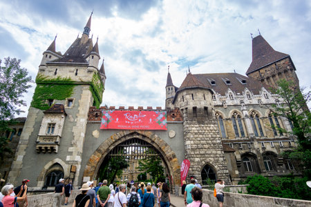 Budapest, HU â June 11, 2023 Tourists visiting the Gatehouse Tower (Kaputorony), built for Hungary's Centennial Exposition, in Budepest's City Park.のeditorial素材