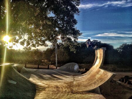 Skating in the parkの素材