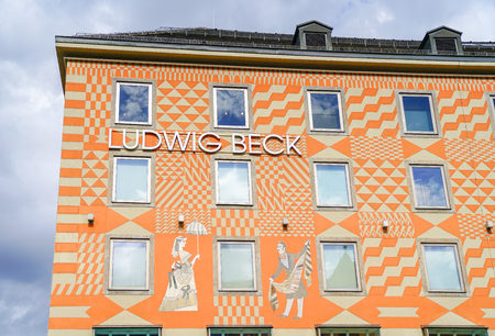 MUNICH, GERMANY - SEPTEMBER 8 2017; Bright graphically geometric pattern exterior wall of Ludwig Beck building in Marienplatz Munich,のeditorial素材