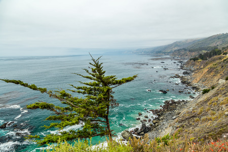 The Pacific Coast Highway (State Route 1) is a major north-south state highway that runs along most of the Pacific coastline of the U.S. state of California.の写真素材