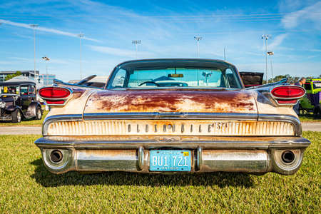 Daytona Beach, FL / USA- November 24, 2018: 1959 Oldsmobile Dynamic 88 2 door hardtop at the Fall 2018 Daytona Turkey Run.のeditorial素材