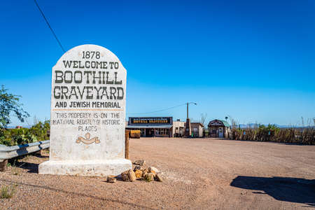 Tombstone, Arizona, USA - March 2, 2019: Morning view of the entrance sign and parking lot at the famous Boot Hill Cemetery.のeditorial素材