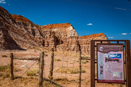 Kane County, Utah / USA - June 12, 2020: The National Park Service sign marking the entrance to The Toadstool Trail, part of Grand Staircase - Escalante National Monument in Kane County, Utah.のeditorial素材