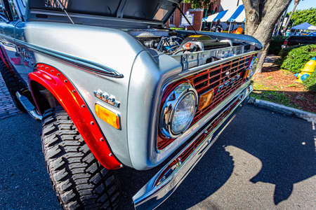 Fernandina Beach, FL - October 18, 2014: Wide angle low perspective front corner  view of a 1971 Ford Bronco Sport at a classic car show in Fernandina Beach, Florida.のeditorial素材