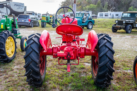Fort Meade, FL - February 23, 2022: 1943 B.F. Avery Model A Tractor at local tractor show.のeditorial素材