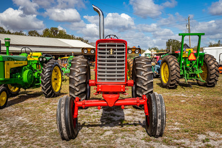 Fort Meade, FL - February 23, 2022: 1969 International Harvester Farmall 826 Turbo at local tractor showのeditorial素材