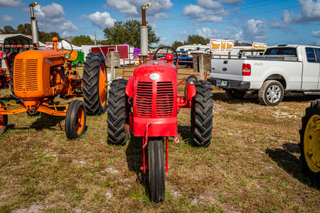 Fort Meade, FL - February 23, 2022: 1943 B.F. Avery Model A Tractor at local tractor show.のeditorial素材