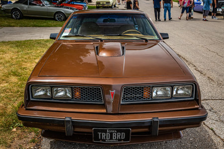 Des Moines, IA - July 02, 2022: High perspective front view of a 1979 Pontiac Sunbird Sport Coupe at a local car show.のeditorial素材