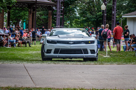 Des Moines, IA - July 03, 2022: Wide angle front view of a 2014 Chevrolet Camaro SS 1LE at a local car show.のeditorial素材