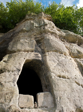 Anchor Church Caves beside the Old River Trent near Ingleby just south of Derby. U.Kの写真素材