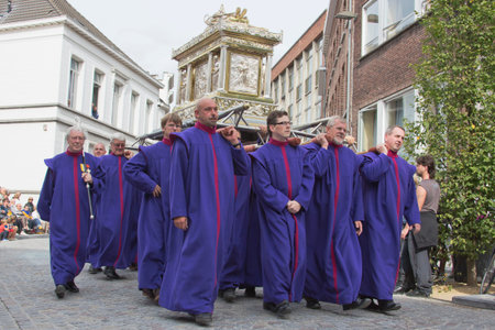 One carrying the shrine of Our Lady of Hanswijkのeditorial素材