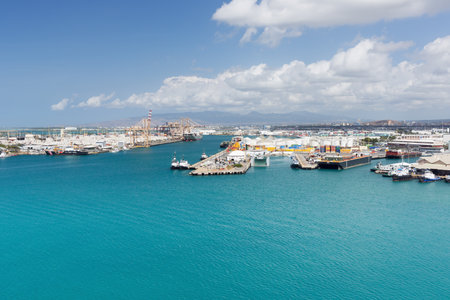 Docks in Honolulu Harbor seen from the Aloha Towerのeditorial素材