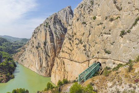 Editorial: CAMINITO DEL REY, ARDALES, ANDALUSIA, SPAIN, OCTOBER 1ST, 2021 - The King's pathway and the railway at the end of the walkwayのeditorial素材
